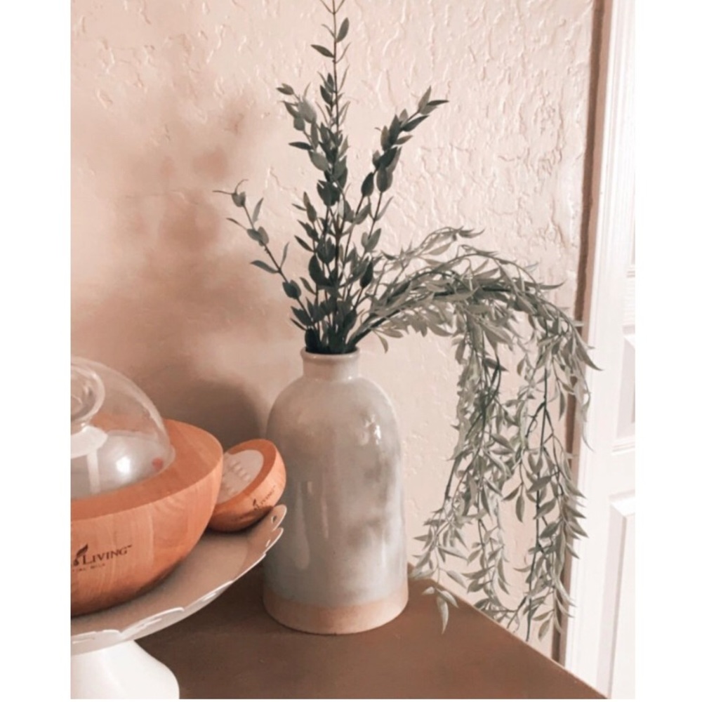 HEARTH AND HAND Small Stoneware Vase Gray - Picture 2 of 5